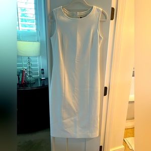 Classic & timeless, never-been-worn Piazza Sempione sleeveless sheath dress.